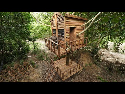 I Building Wooden TOW -STORY  Bushraft Shelter In Wilderness ,