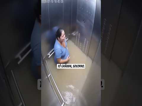 Ela ficou presa no elevador e a água começou a subir. 😨☠️