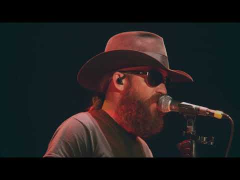 Cody Jinks - Must Be The Whiskey (Live at Red Rocks)
