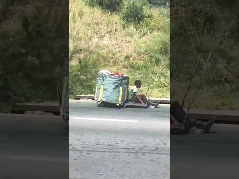 #car một cách di chuyện ở châu phi  #yutubeshorts