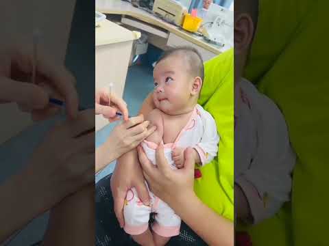 brave baby 😘😘