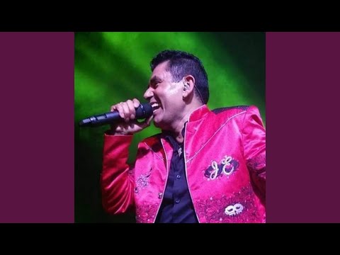 Es Que Te Amo (En Vivo)