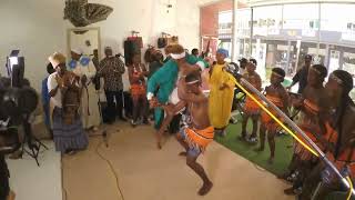 Daluxolo Hoho and Buyelekhaya live in Cape Town South Africa (song Akanakuphela).