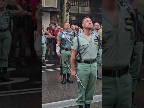 🇪🇸 Así da los vivas un #Coronel del #Tercio de la #Legión un #12octubre