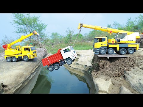 Heavy Loading Double Man Truck Accident Water Pulling Out Double Crane Machine ? Jcb Cartoon | CSToy