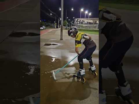 Ele faz de tudo para andar de patins 🛼