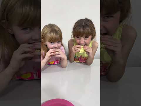 NÃO PODE COMER MIOJO CRU #shorts