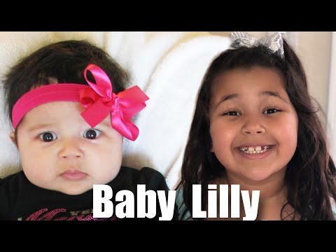 BABY LILLY!! | Kids Toy Corner Throwback