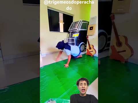 Araba geliyor kaçmalıyım Part yedi // trigemeosdoperachado