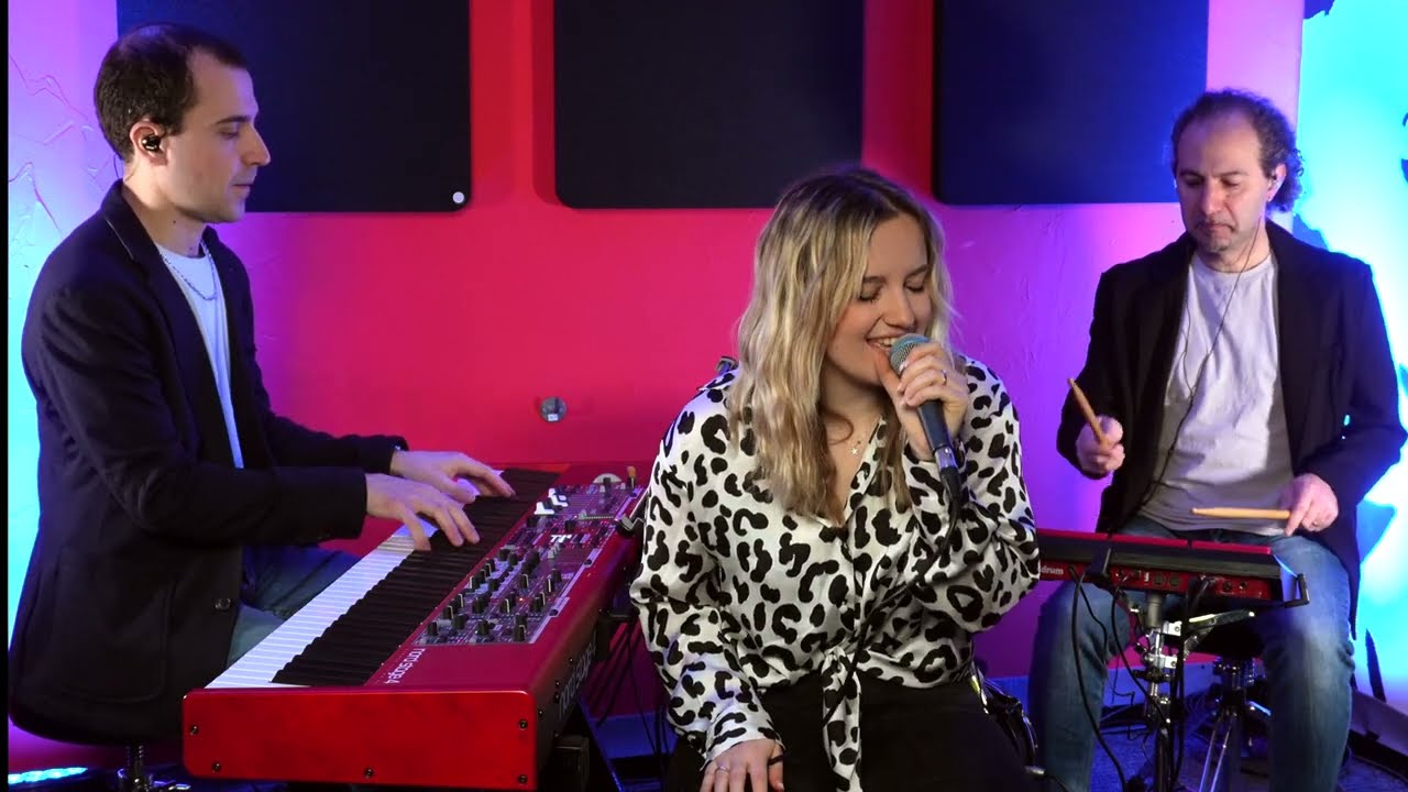 Violet Pop Trio