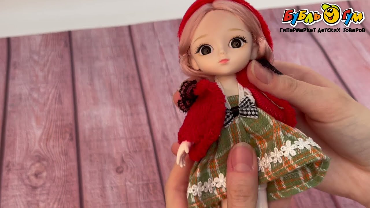 Кукла миниатюрная Lanson Toys в красном пальто - видео