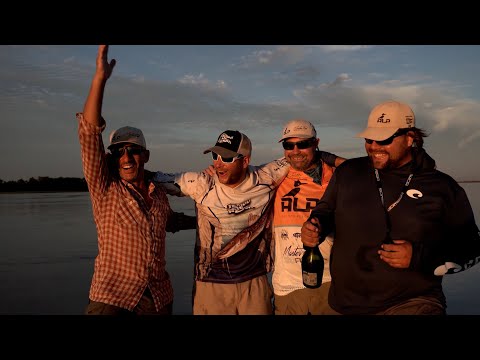 Pesca con amigos en La Paz - Presentación Límite