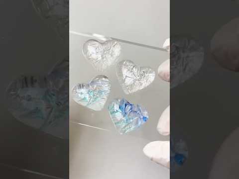 【レジン】コメントにお応え！ラップ貼ってみたら...！色付きバージョン♪ How to make plastic wrap by pasting it on resin 作り方 #Shorts