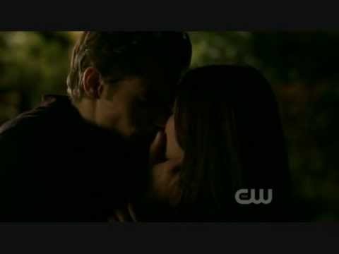 The Vampire Diaries: Top 10 Stefan & Elena Moments