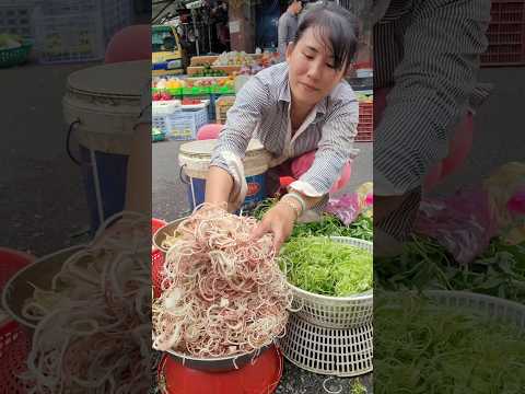 Have you tried banana flowers? - Vegetable Cutting Skills!