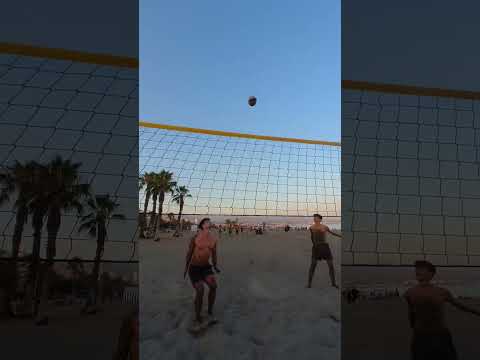 SALVANDO TODAS!😱 #beachvolleyball #volleyball #voleibol #haikyuu #sports #firstpersonview #deportes