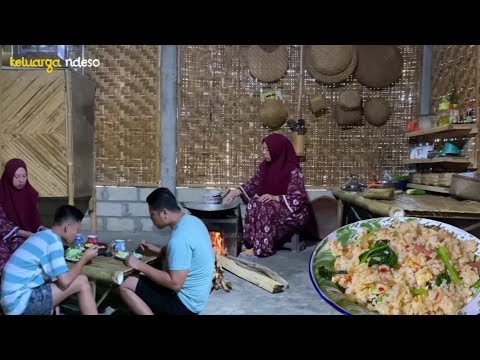 membuat nasi goreng kampung super nikmat, untuk sarapan bersama keluarga,masakan desa