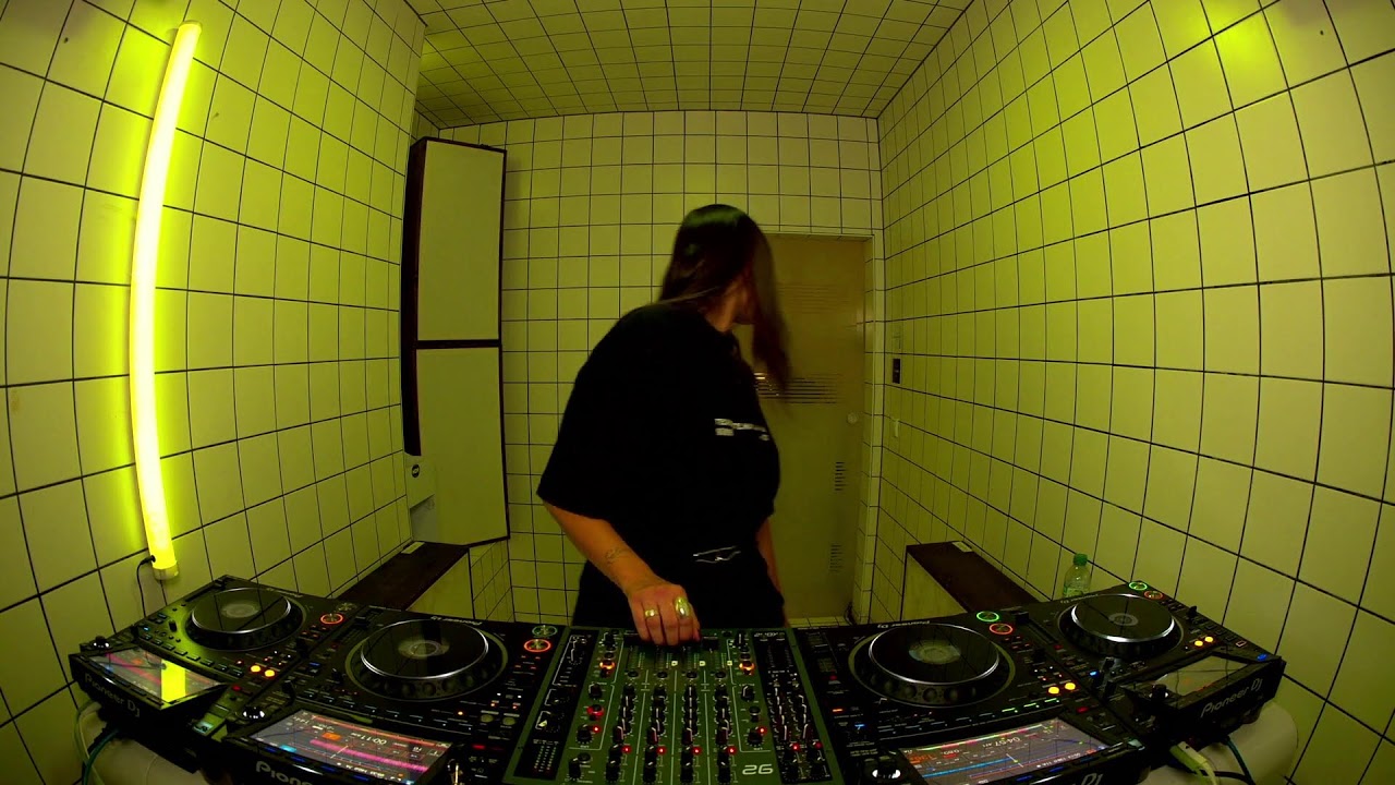 Dizzy | HÖR – September 22 / 2025