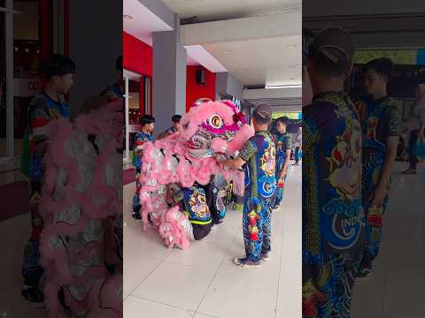 Vlog liburan agra prank dikejar barongsai 😱Part 2756