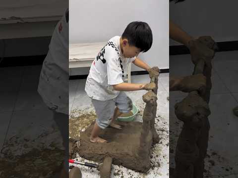 चिंटू मिट्टी से एक्सरसाइज करने का 😱|| Carriage house wooden artist || #cartoon #shortsvideo