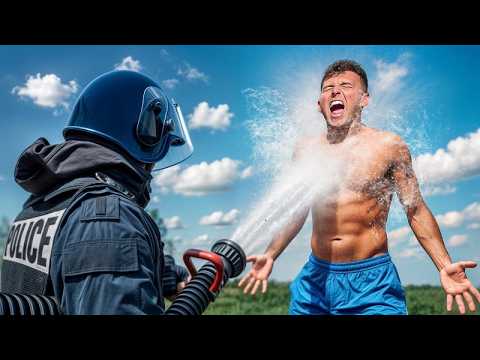 LA PIRE DOULEUR ? (Grenade Flash VS Lance à Eau)