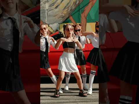 Nicole Iacobciuc & Agatha Poyarkova - Sigma Boy