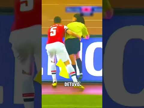 😱⚽️ CUANDO LA ÁRBITRO ES MUJER PASA ESTO #sports #deportes