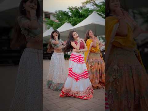 Shaky ❤️🥰🥀 #marathi #marathimulgi #shorts #dance #trending #viral #youtubeshorts #video #marathisong