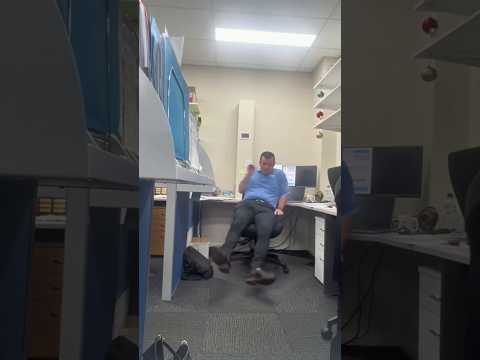 The most funniest air horn prank 🤣🤣🤣🤣🤣🤣