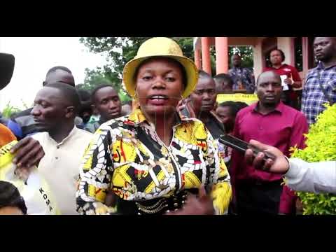 Protests erupt at Hoima RDC’s Office over disputed NRM primary results