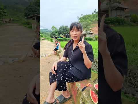 Helping a child with a difficult life #funny #cute #comedy #cutebaby