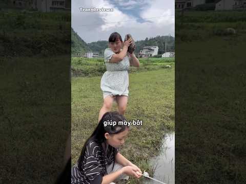 Mẹ bắt được một con cá bự #shorts