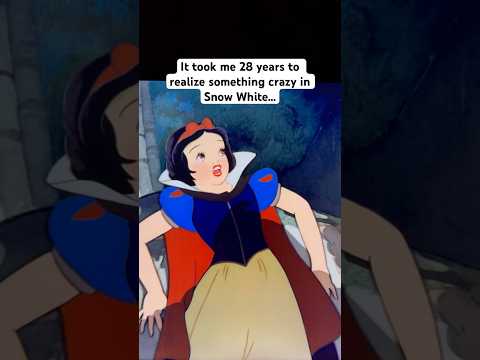 Wait a minute.. 😳😳😳 #snowwhite #disney #shorts