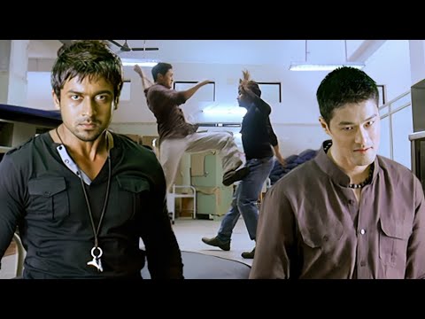 Ezham Arivu Aravid Meets Dongle | Malayalam Movie Scene | Surya | Shruthi Hasan | Mass Fight Scene