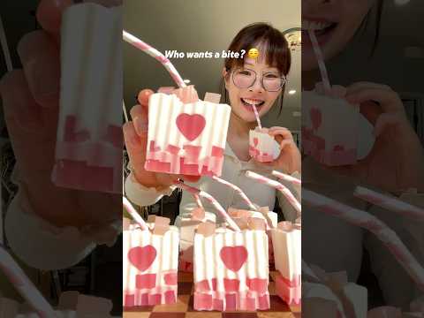 Make my own strawberry milk soap at home ๐๐
๐ Inspo: @@yevaberez ๐