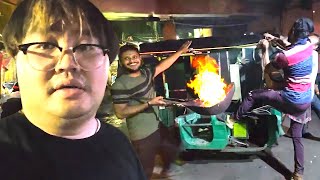 Our TukTuk Broke Down In A Dangerous Indian Slum..