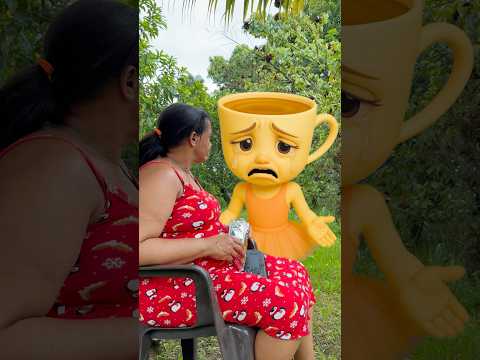 Balerina Capuchina creyó que le daban papitas… pero cayó en la peor trampa #viralvideo