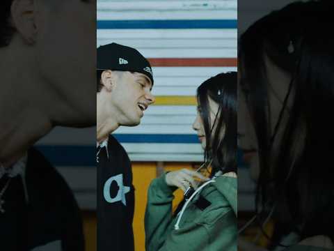 hit 10m on the Blink MV, it hasn’t even been a month?? can’t thank you guys enough fr 🫶🏻🫰🏼 xoxox