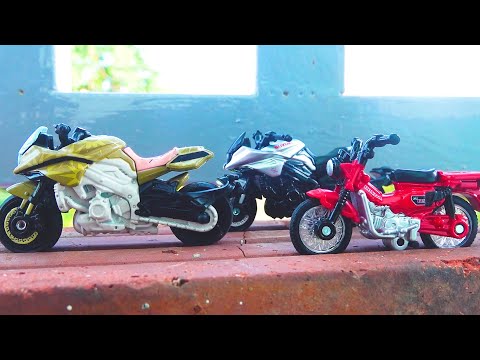 Honda Cub CT125  Hunter Cub Demon Slayer Vol 4 Haganezuka Suzuki Katana