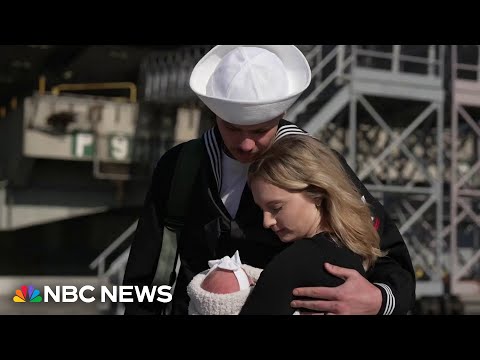 3,500 U.S. Navy sailors, service members reunite with families ahead of holiday celebrations