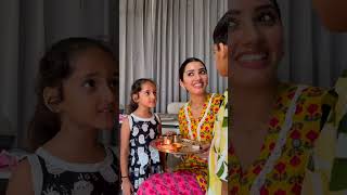 Bheno Ke Liye Special Rakhi Gift 🤣 #neetubisht #funny #lakhneet #comedy #rakshabandhan #shorts
