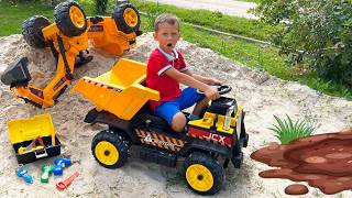 Max rescues Sofia stuck in the mud!