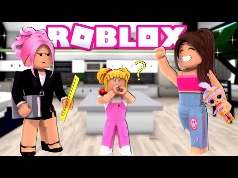 Brookhaven Adopcion de Mama Stricta VS Mama Divertida - Titi Games
