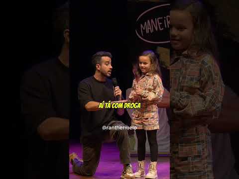 VOCÊ TERIA MEDO DELA NO AEROPORTO?! 🤣🤣🤣#standupcomedy #diadascrianças #aeroporto #arearestrita