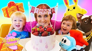 Buon compleanno, Bianca! Spacchettiamo i regali e giochiamo insieme!