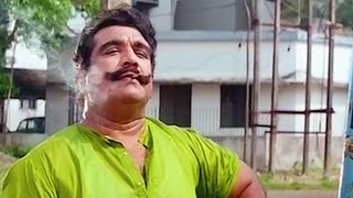 എന്താടാ റോട്ടീകൂടെ ഹോൺ അടിച്ചു പൊക്കൂടെ | Malayalam Movie Comedy Scenes | Cochin Haneefa