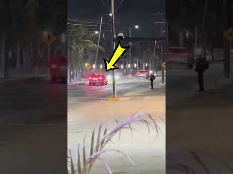 kya ye police wale bhari Mistake  kr diye? ( _@gabriel.lara97 )