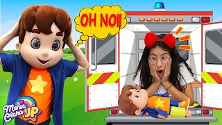 Maria Clara é médica por um dia e salva o Boneco JP  - Pretend Play With Doctor