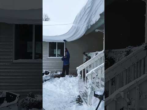 The joy of winter #satisfying #asmr #ice #snow #fypシ #oddlysatisfying