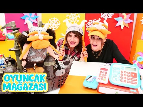 Kız ve erkek videoları - Oyuncak Mağazası - Ümit, Viking kostümü alıyor! Çocuklar için